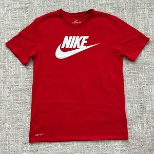 Red Nike T-Shirt Dri-Fit